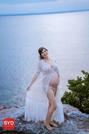 Maternity Photography In Sydney | Maternity Photoshoot In Sydney